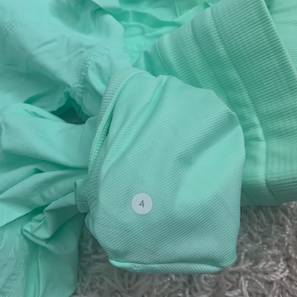 💚SOLD-Lululemon studio pants sz4💚 - Picture 7 of 8